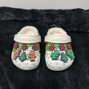 NWOT Child’s CROCS LINED HOLIDAY CHARM CLOG sz C4.(STWZCP)